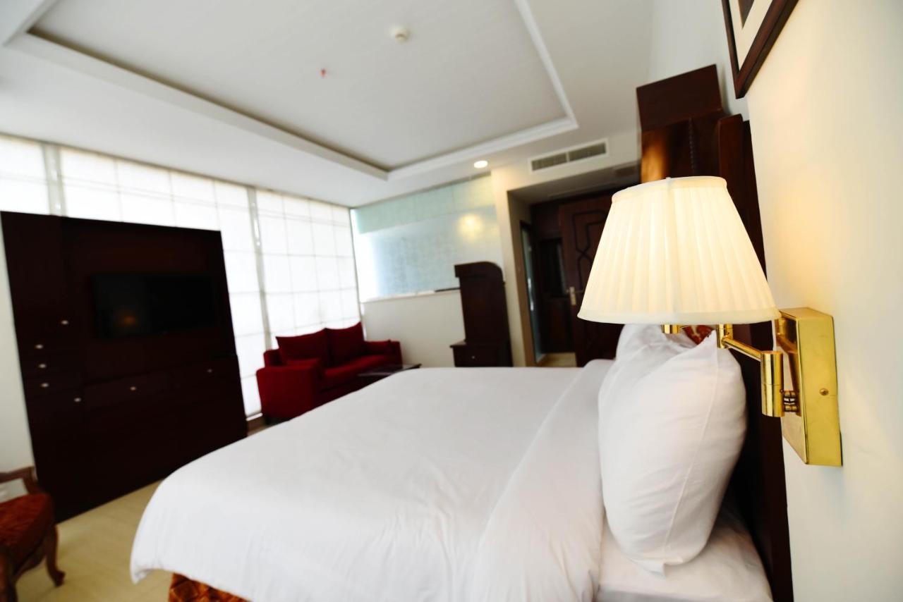 Viridi Hotels Islamabad Esterno foto
