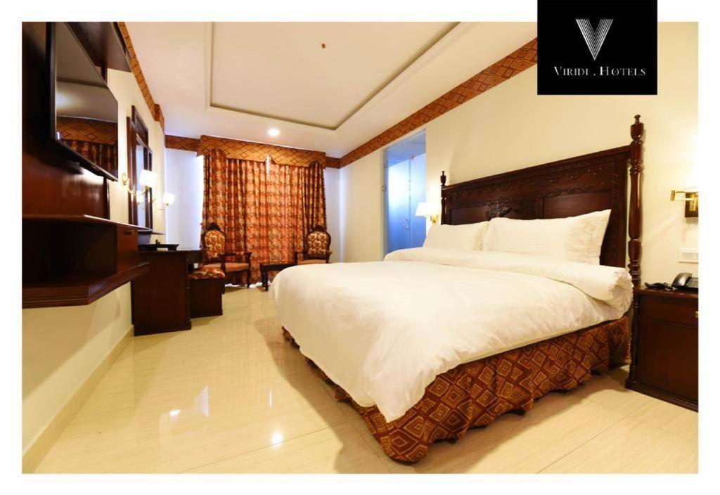Viridi Hotels Islamabad Esterno foto