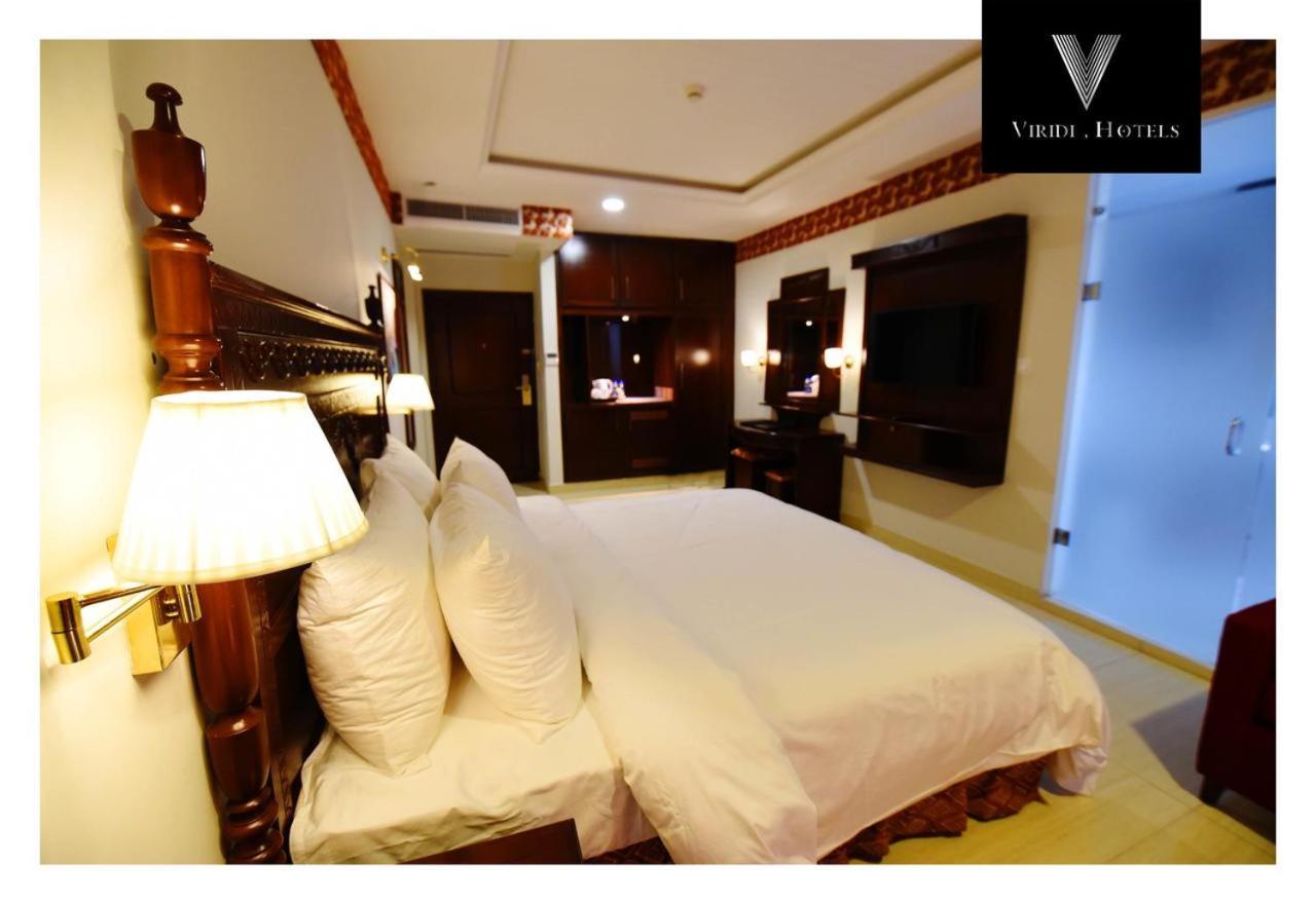 Viridi Hotels Islamabad Esterno foto