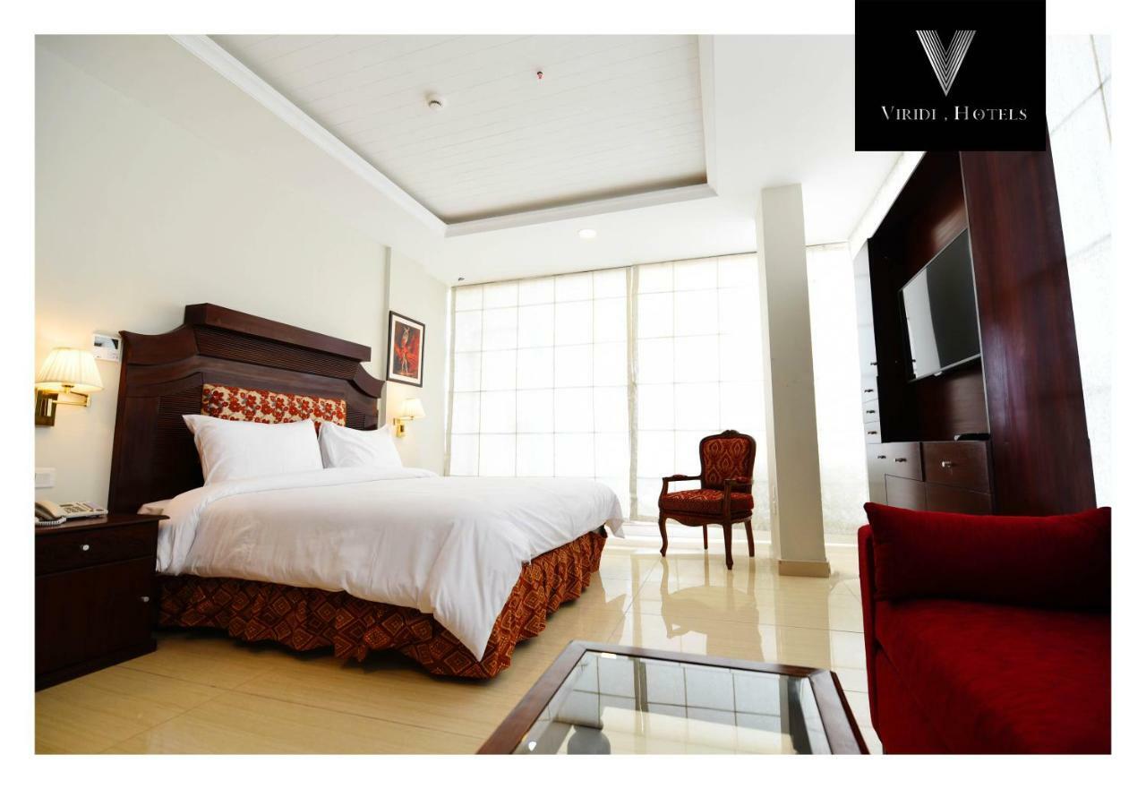 Viridi Hotels Islamabad Esterno foto